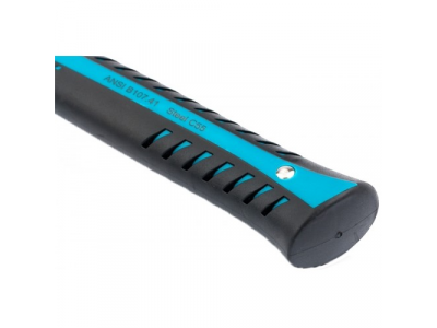 Молоток-гвоздодер, 570 г, цельнокованый, трехкомпонентная рукоятка// GROSS