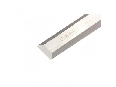 Долото-стамеска PIRANHA, 32 мм, двухкомпонентная эргономичная рукоятка GROSS от GROSS Долото-стамеска PIRANHA, 32 мм, двухкомпонентная эргономичная рукоятка GROSS