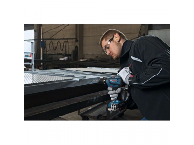 Аккумуляторная дрель-шуруповерт GSR 18-2-LI Plus Professional от BOSCH Аккумуляторная дрель-шуруповерт GSR 18-2-LI Plus Professional