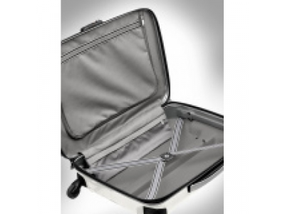Чемодан Mercedes-Benz Suitcase, Spinner 75, Diamond White, Curv, артикул B66953140 от Mercedes Чемодан Mercedes-Benz Suitcase, Spinner 75, Diamond White, Curv, артикул B66953140